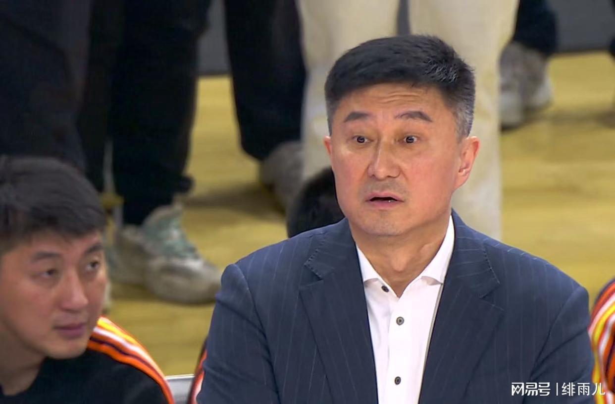 MK体育官方入口-再见了，广东队！CBA三冠后卫正式出走，未来或成杜锋最大对手？